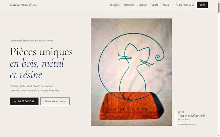 Proposition Galerie : « Pièces uniques en bois, métal et résine », un chat en métal exposé.
